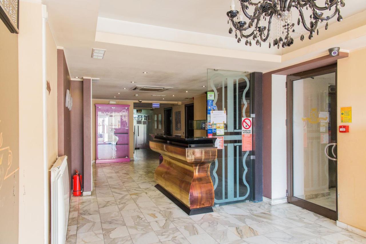 One Love Metropolitan Gardens Studio Apartment Bucharest Exterior photo
