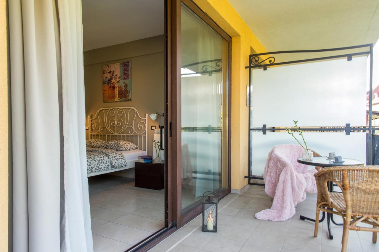One Love Metropolitan Gardens Studio Apartment Bucharest Exterior photo